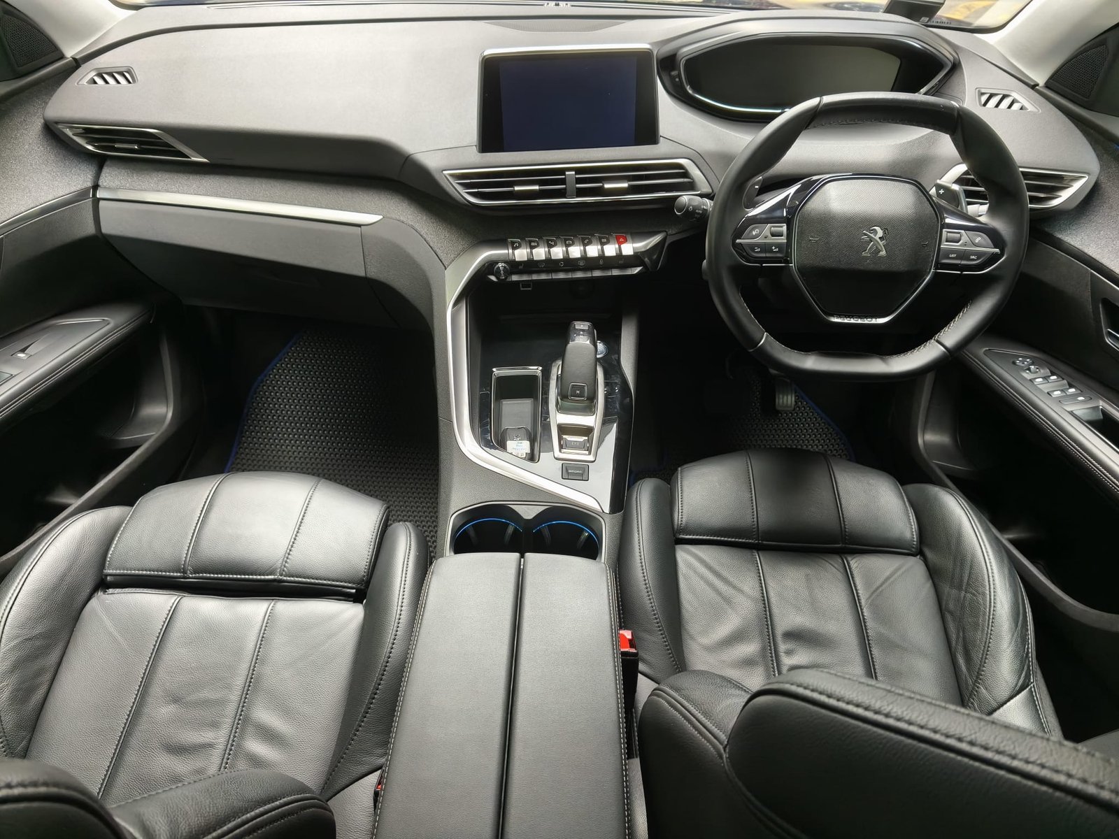Peugeot 5008 1.2 PureTech Allure photo 6